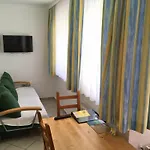 Ajo Apartments - Alte Donau Garden Flat - Self-Check-In