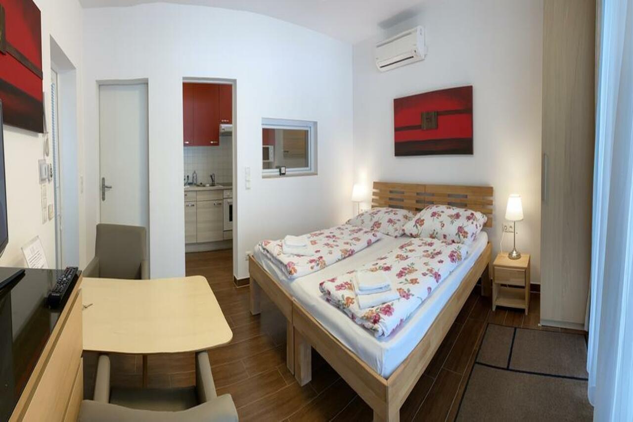 Ajo Garden - Contactless Check-in Appartement Wenen